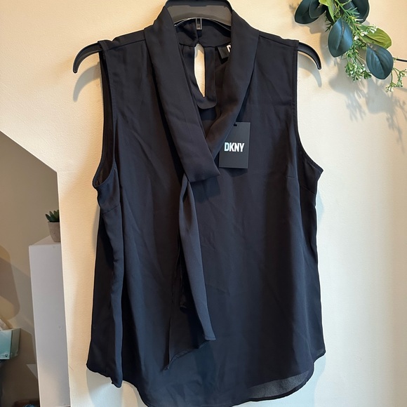 Dkny Tops - NWT DKNY Black Blouse, size M